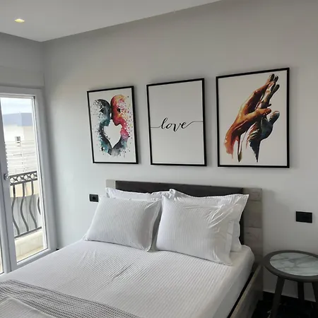 Horizon Boutique - Free Pool Access Apartment