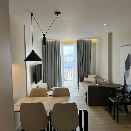 Horizon Boutique - Free Pool Access Apartment *