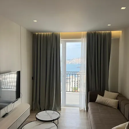 Horizon Boutique - Free Pool Access Apartment *