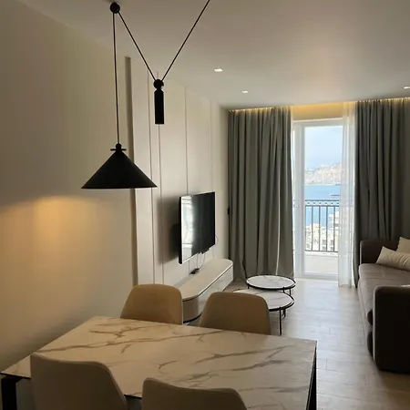 Horizon Boutique - Free Pool Access * Saranda