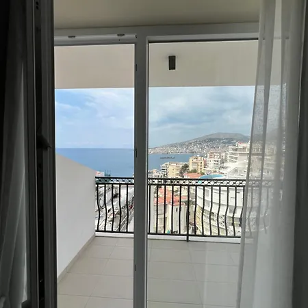Horizon Boutique - Free Pool Access *