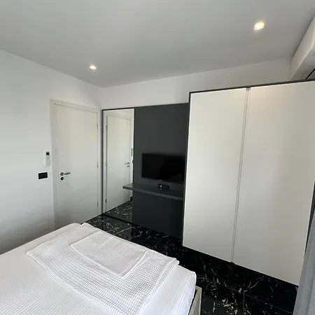 Apartment Horizon Boutique - Free Pool Access